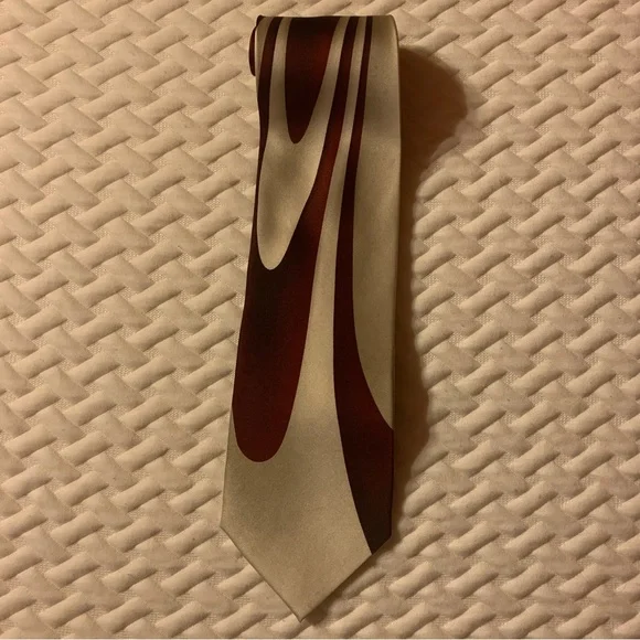 Steven Land Collection in Burgundy & Cream Swirls Men’s Necktie & Handkerchief